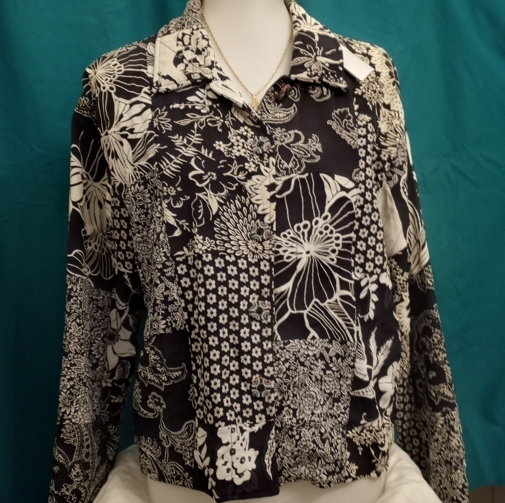 𝅺casual Studio Black & White Jacket Women's Size Large